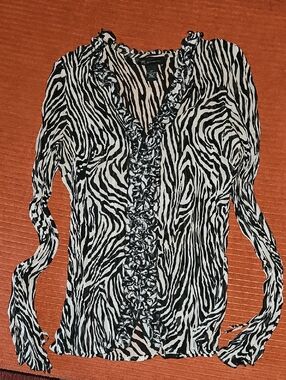 INC International Concepts Black & White Zebra Ruffle V-Neck Blouse